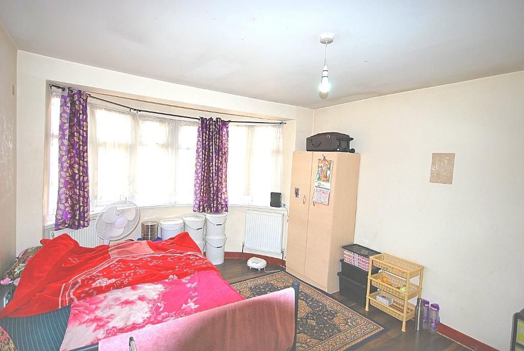 Property photo 2 of 9 Bedroom 1