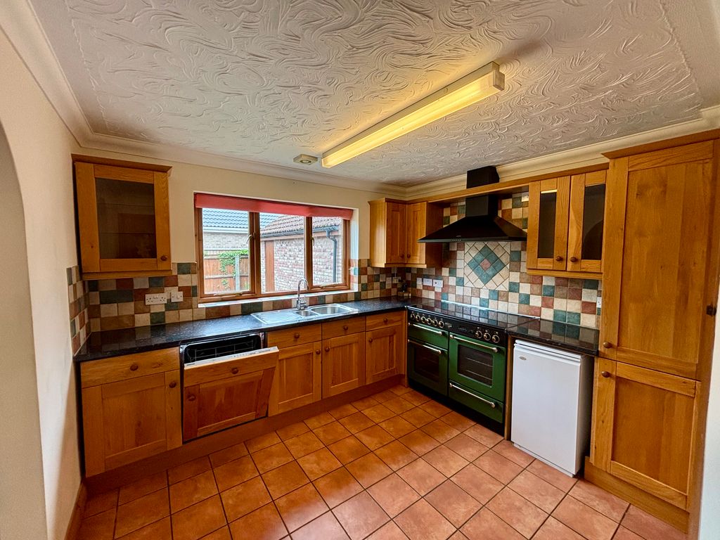 Property photo 2 of 18 View