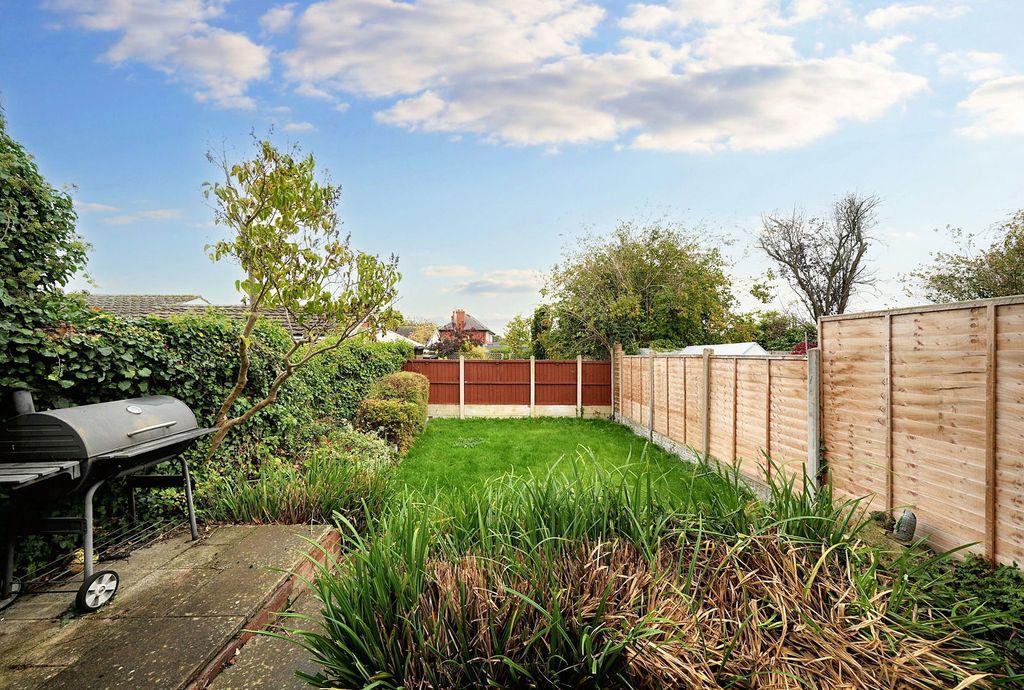 Property photo 3 of 26