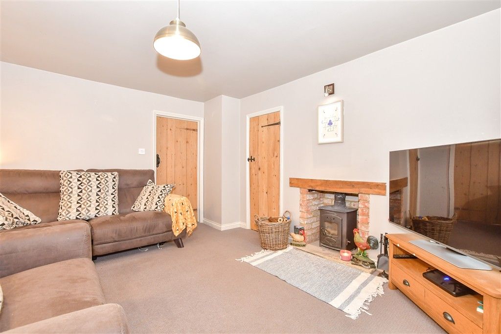 Property photo 1 of 10 Lounge