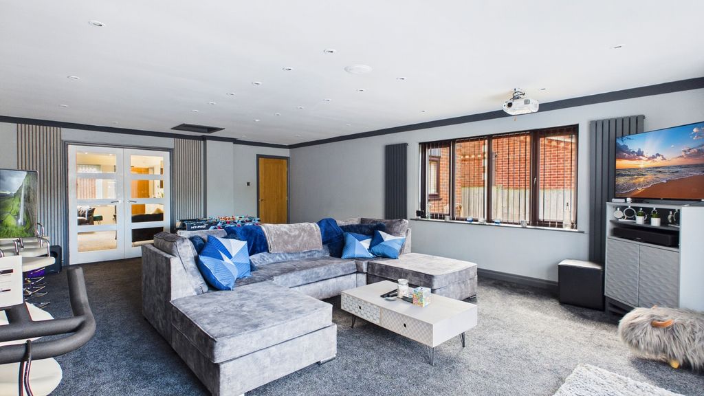 Property photo 2 of 33 8Ff96De3c8154Cf097Fa41Cfb27Eef0A_100_Cam02351G0-Pr