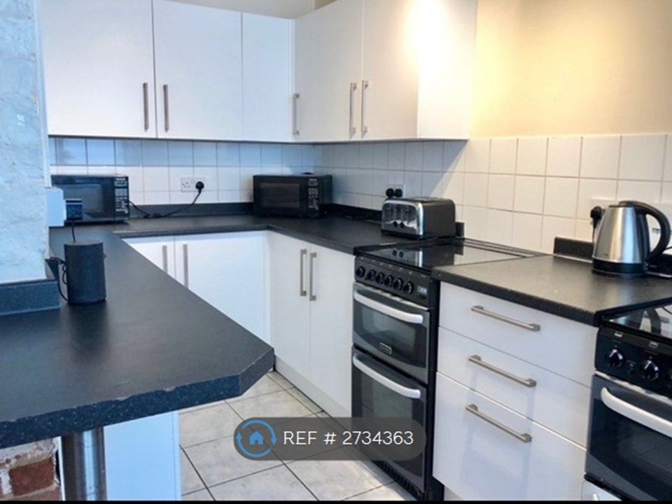 Property photo 2 of 6