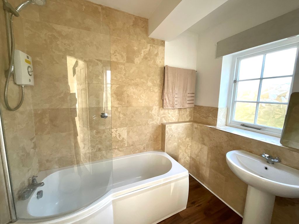 Property photo 3 of 12 Img_5073