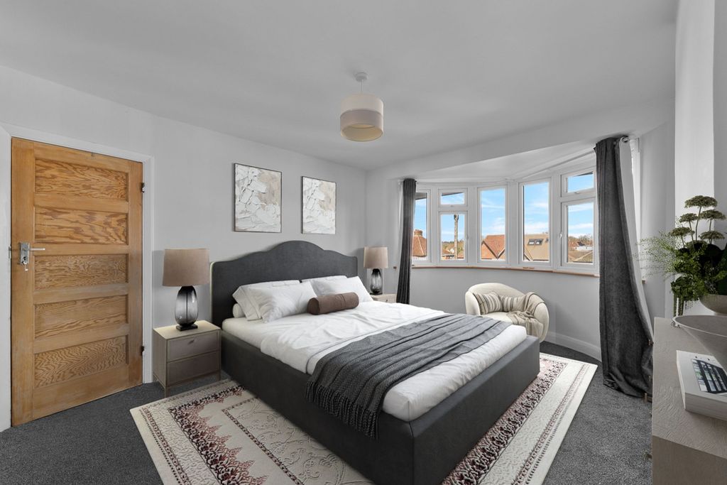 Property photo 3 of 24 Bedroom 2