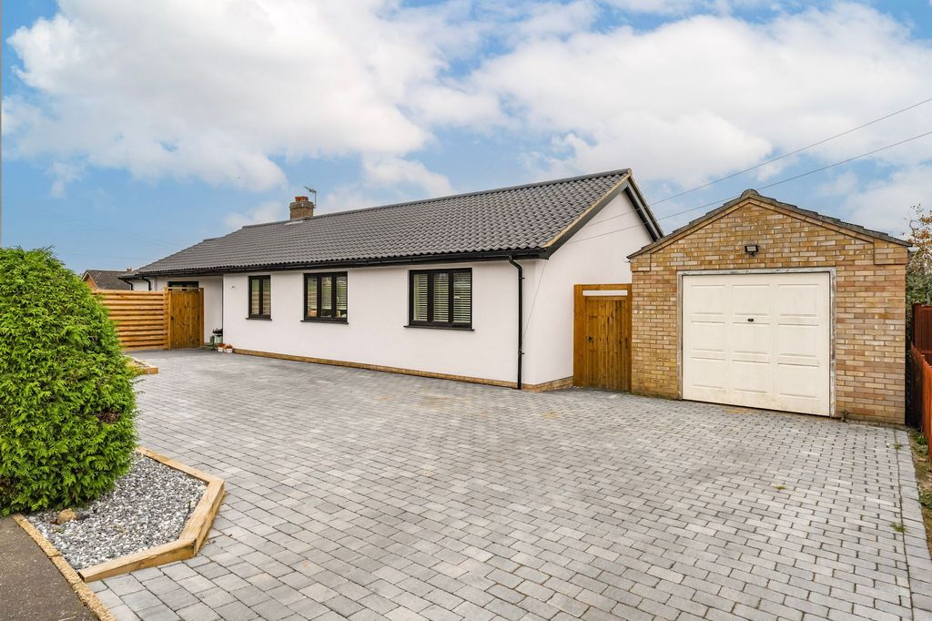 Property photo 1 of 20