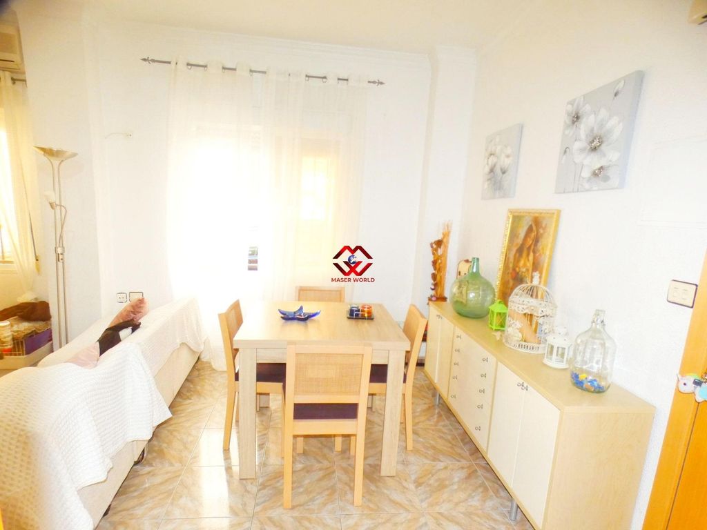 Property photo 1 of 16 Ground-Floor Apartment For Sale In The Center Of Puerto De Mazarrón