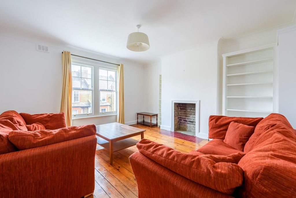 Property photo 1 of 7