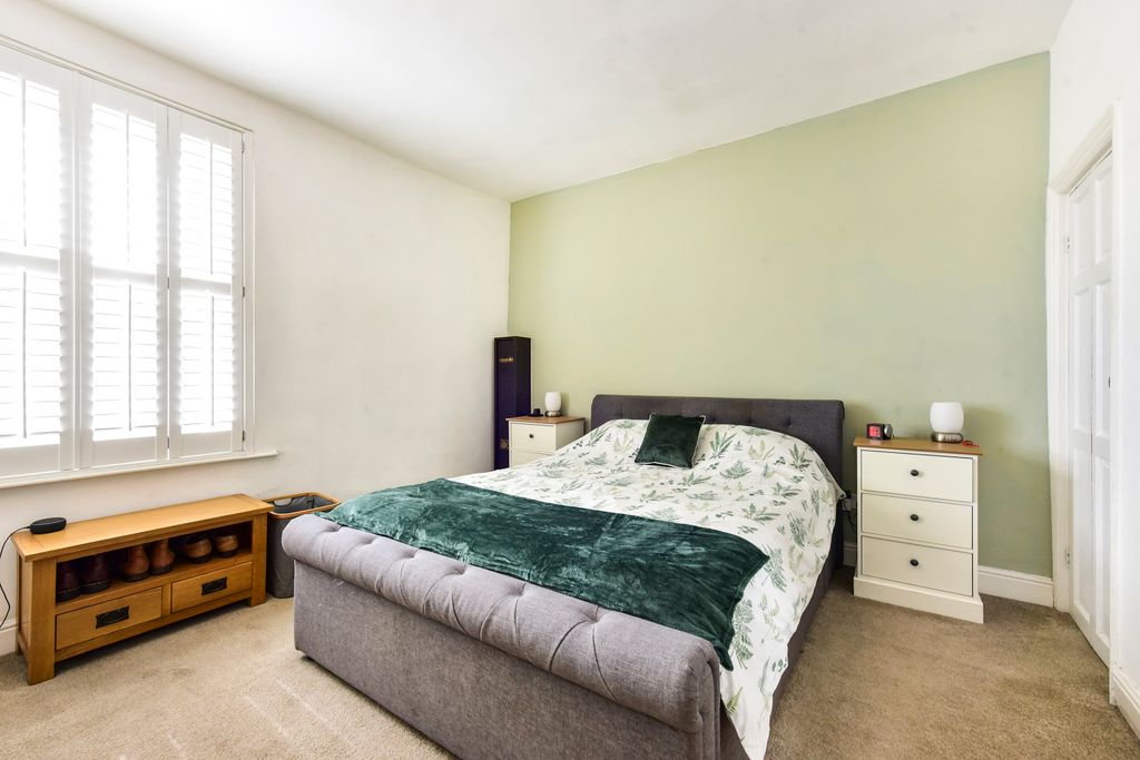 Property photo 3 of 22 Img_2381