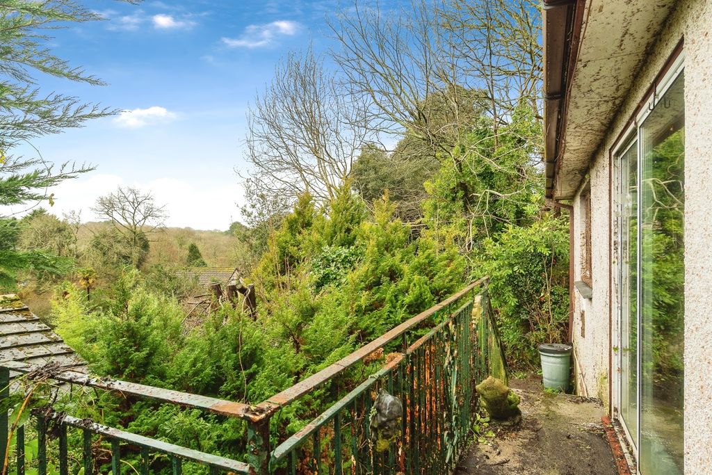 Property photo 3 of 22 Pbox-Img.Jpg