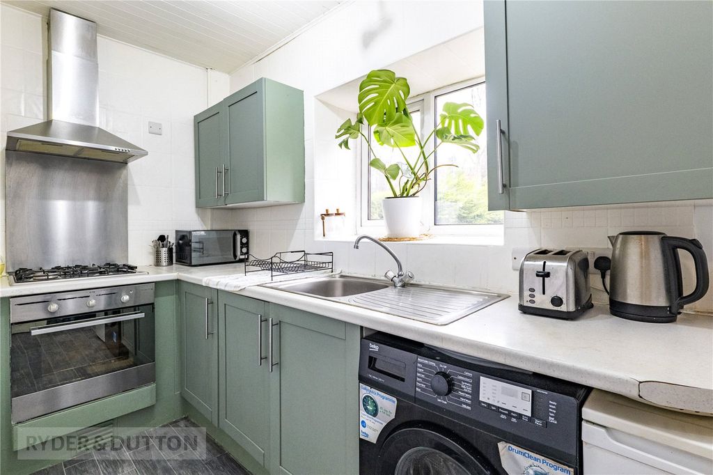 Property photo 3 of 20 Breakfast Kitchen