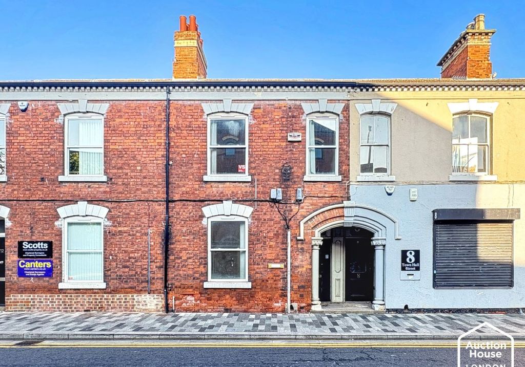 Property photo 1 of 15