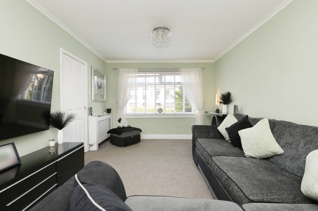 Property photo 3 of 29