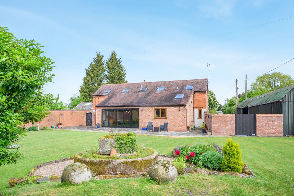 Property photo 1 of 48
