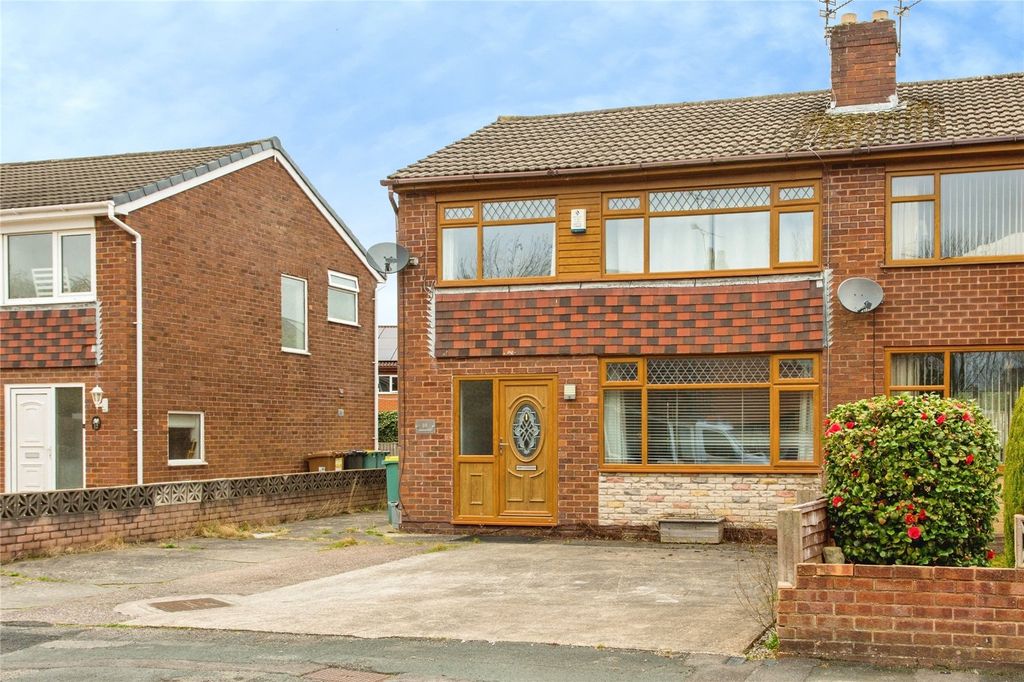 Property photo 1 of 20 Picture No. 05