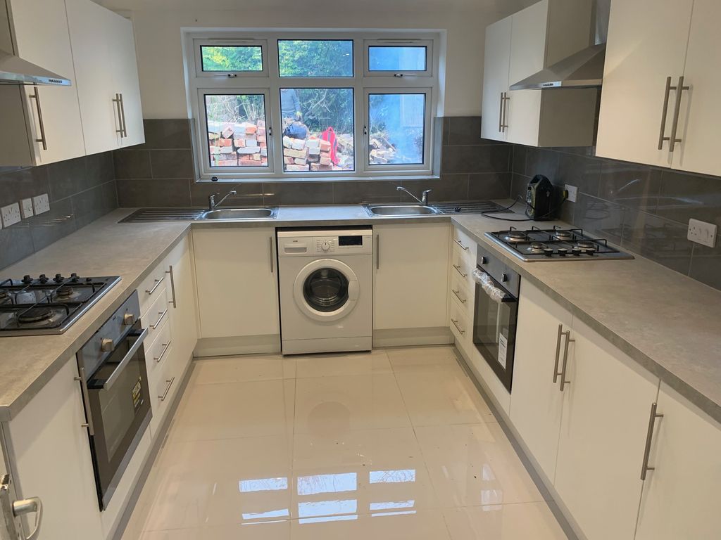 Property photo 1 of 12 Images