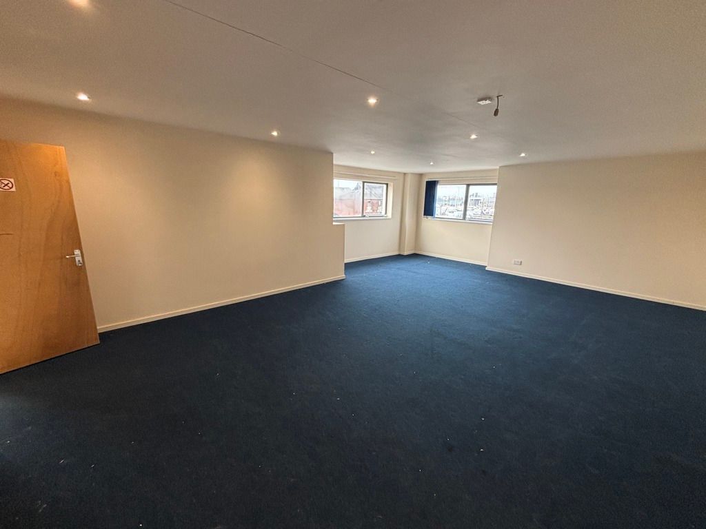 Property photo 3 of 6 Photo 2