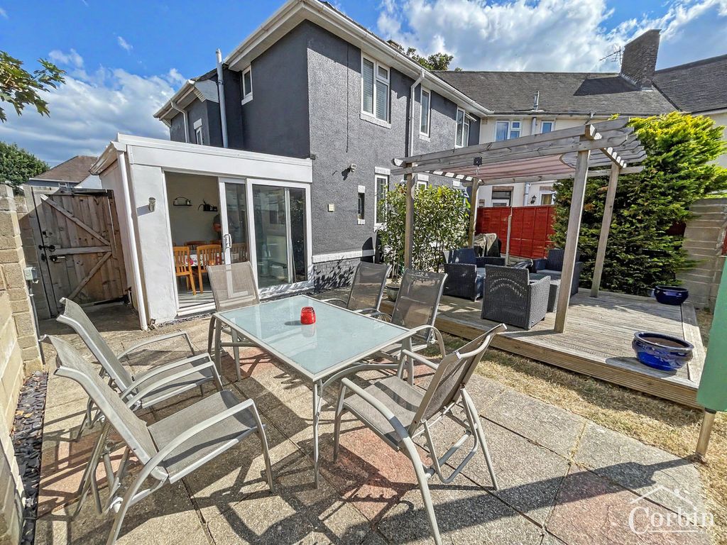 Property photo 3 of 16
