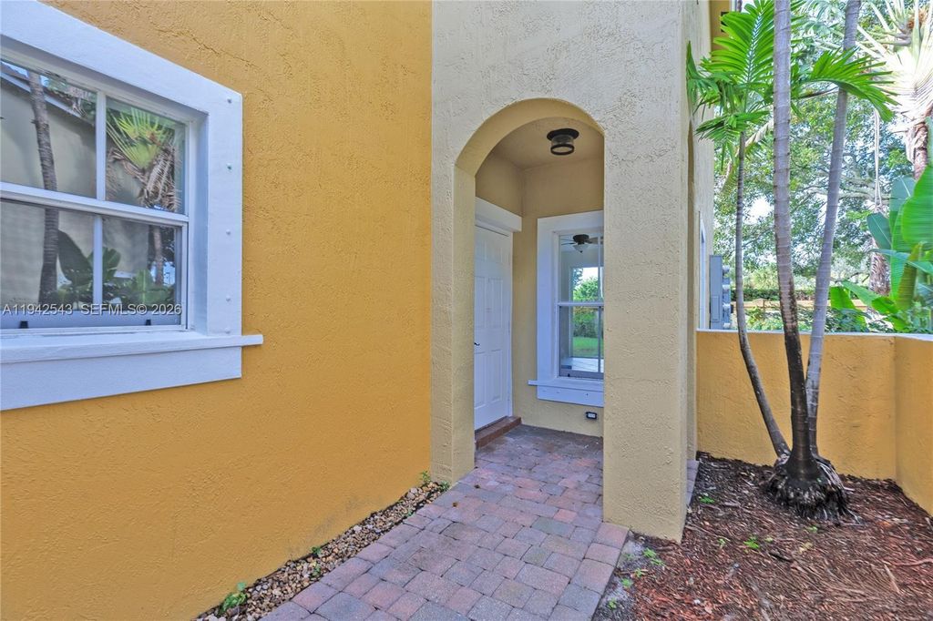 Property photo 2 of 26 <Alttext/>