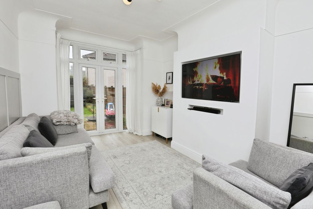 Property photo 2 of 15 Living Room