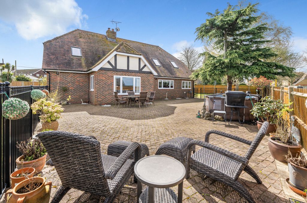 Property photo 3 of 32 1102048 (37).Jpg