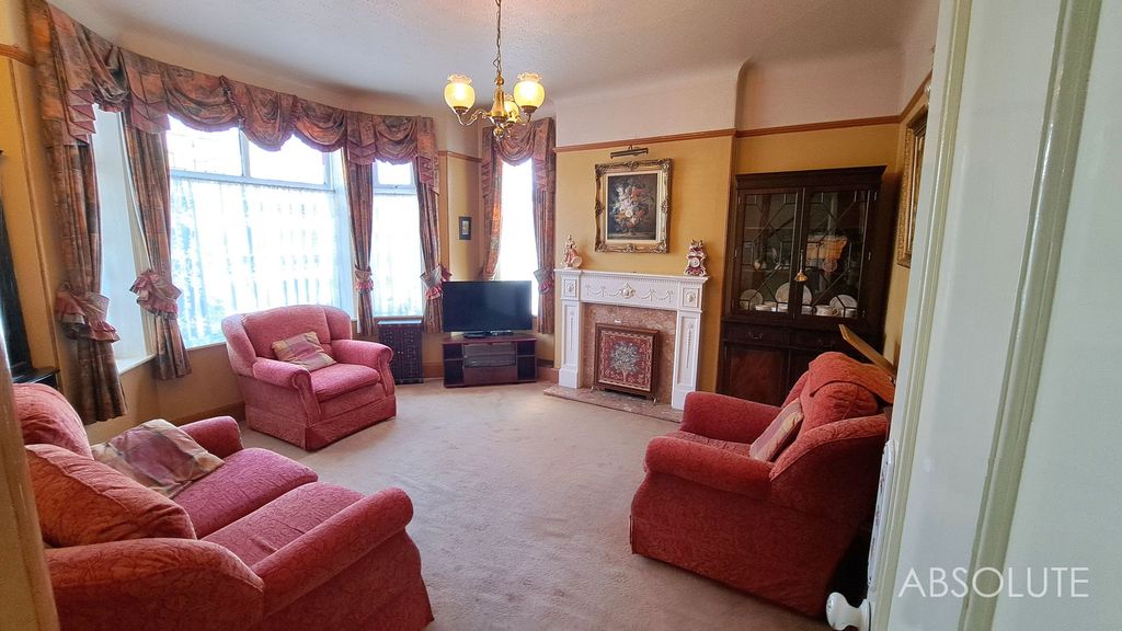 Property photo 3 of 20