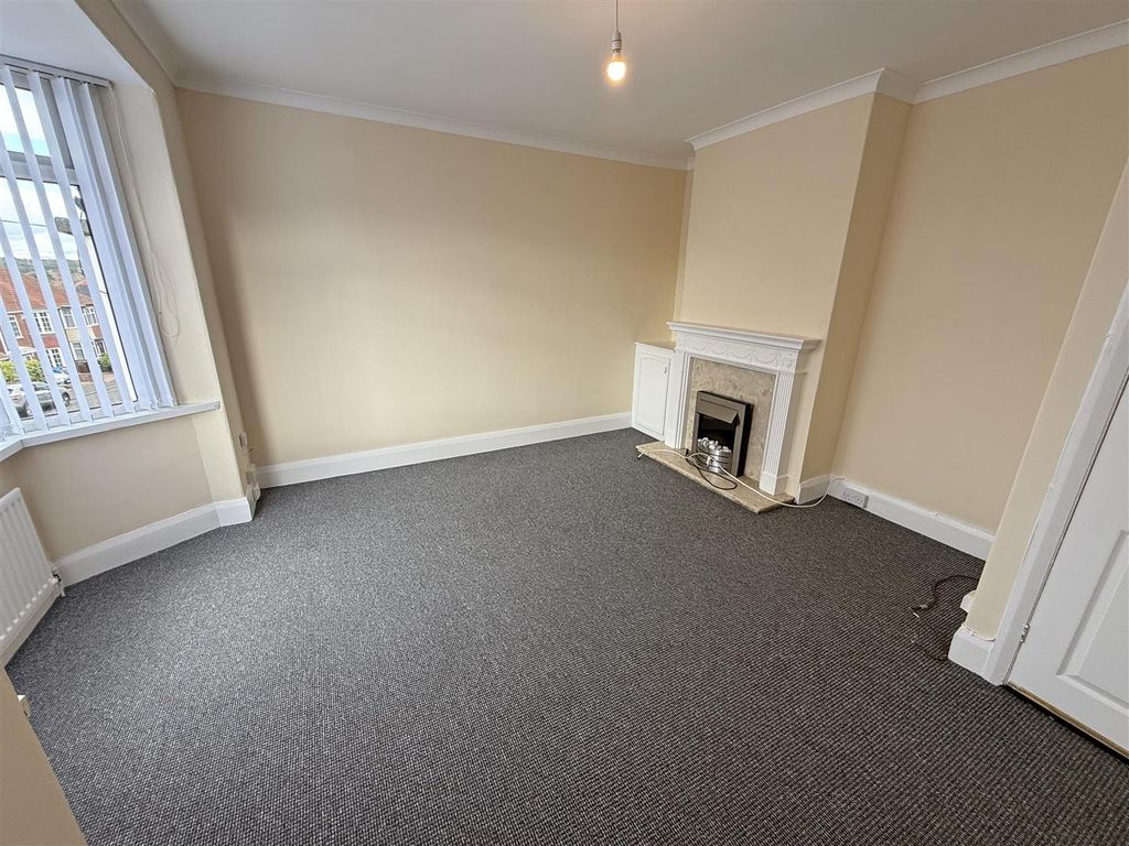 Property photo 3 of 9 Living Room v2.Jpg