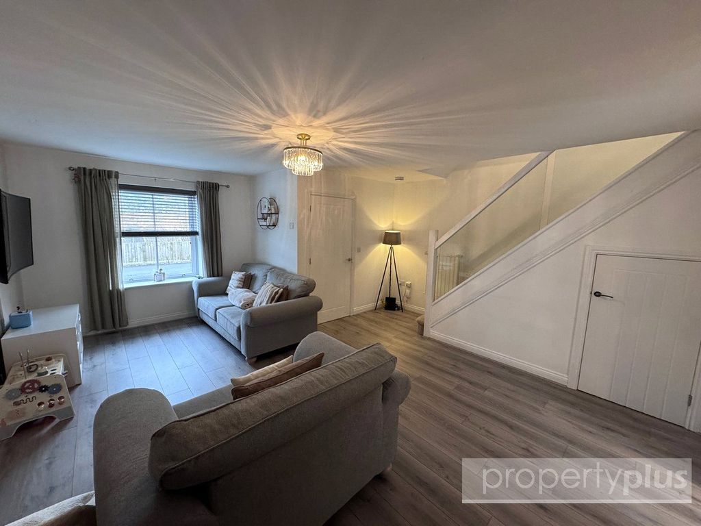 Property photo 1 of 16 Picture No. 03