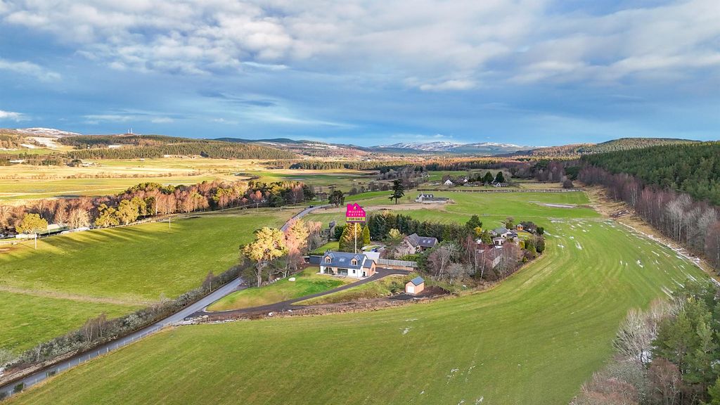 Property photo 1 of 30 Main.Jpg