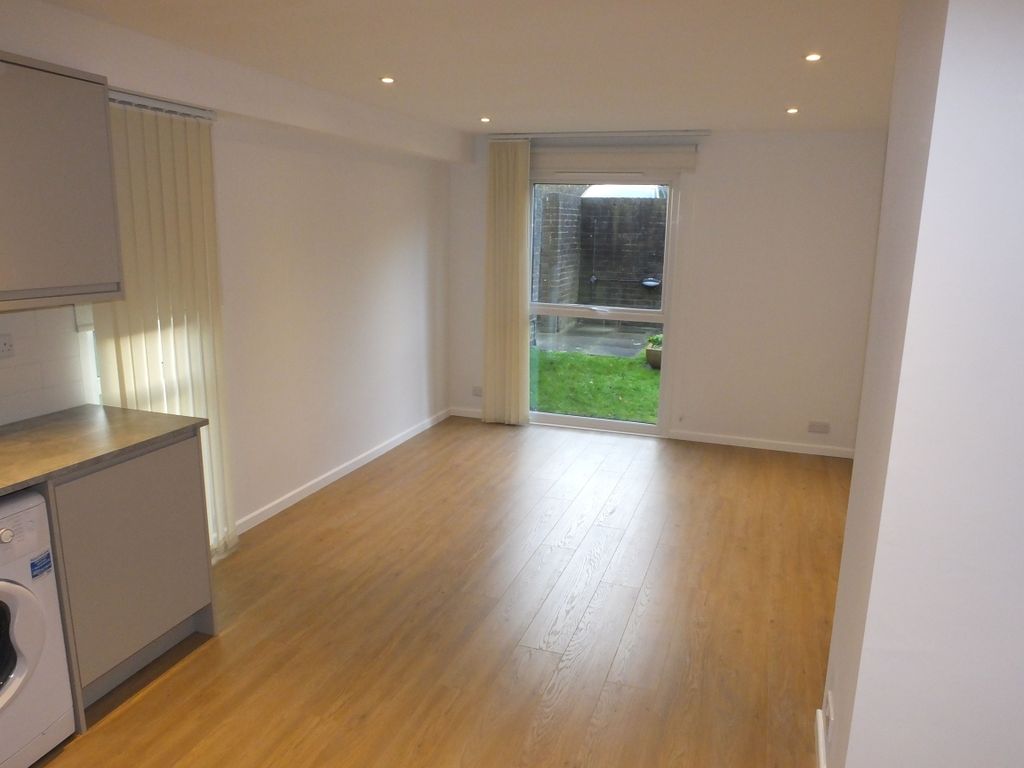 Property photo 2 of 4
