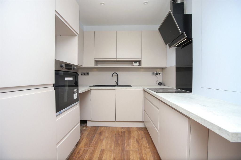 Property photo 1 of 11 Picture No. 03