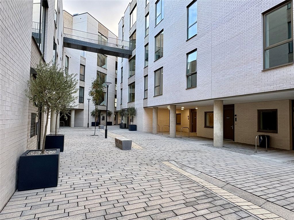 Property photo 1 of 10 Picture No. 06