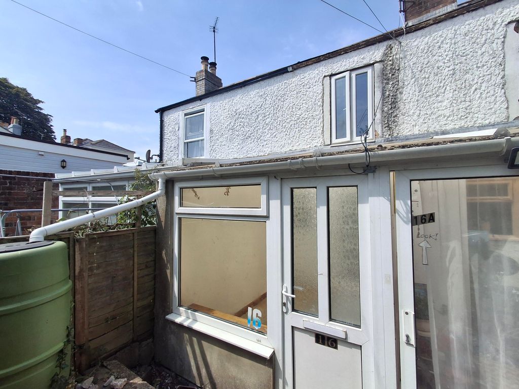 Property photo 1 of 4