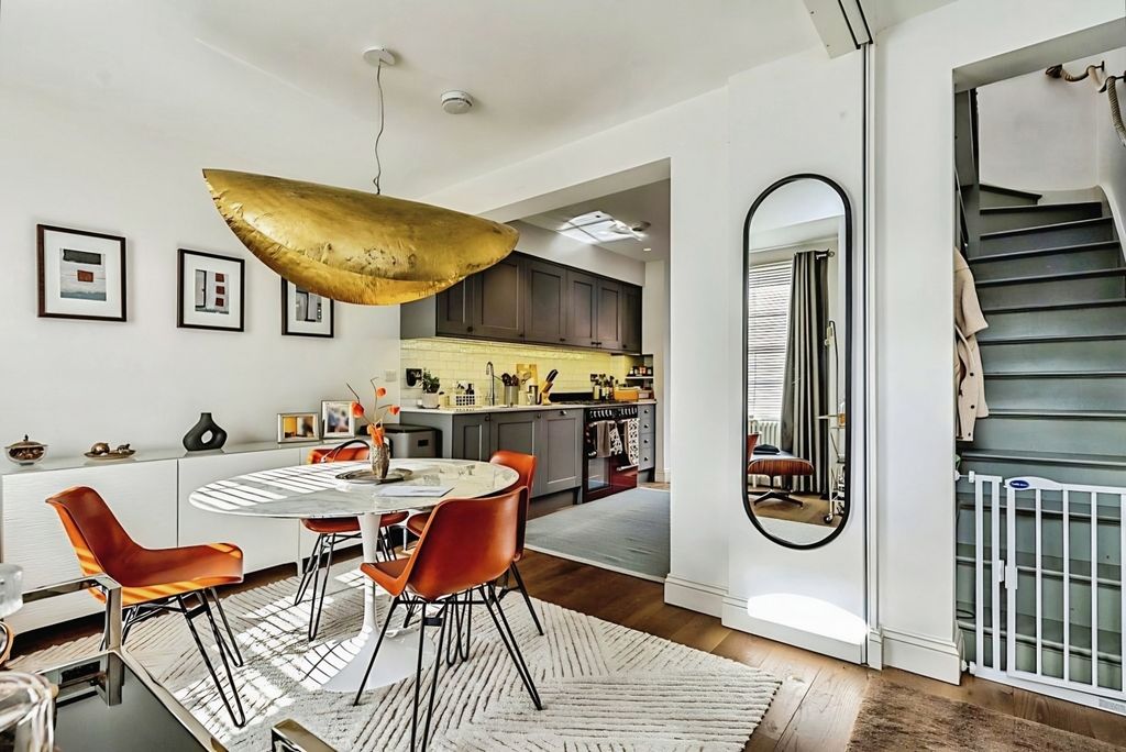 Property photo 3 of 16 Pbox-Img.Jpg