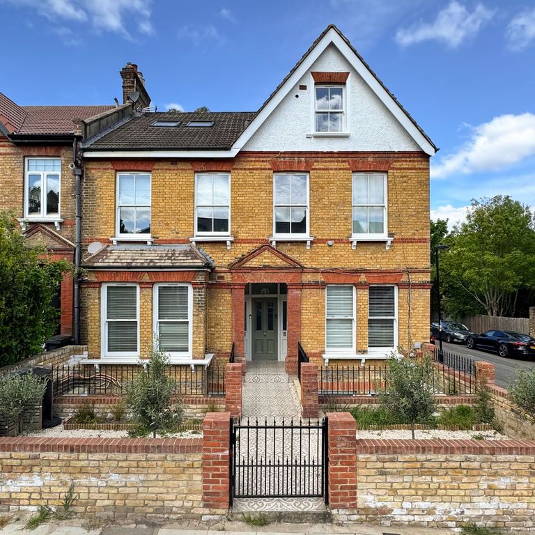 Property photo 2 of 19