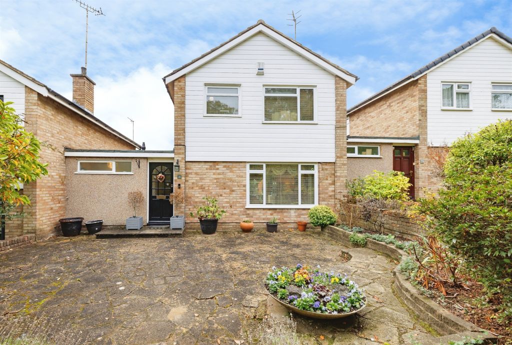 Property photo 1 of 28