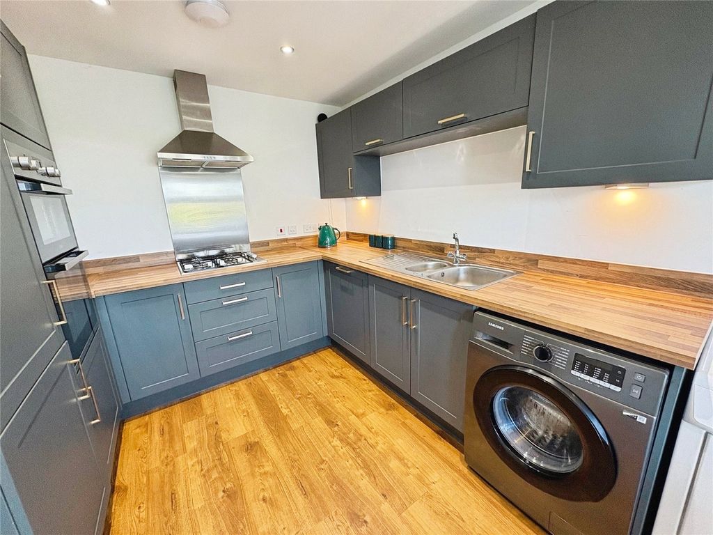 Property photo 3 of 20 Kitchen-Diner