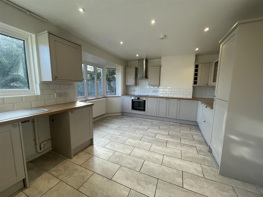 Property photo 2 of 22 Img_3458.Jpg