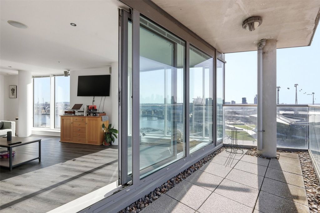 Property photo 3 of 17 Picture No. 31