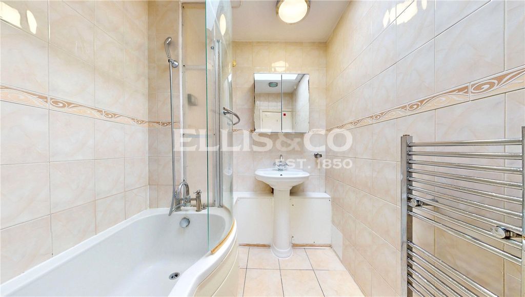 Property photo 3 of 18 Picture No. 21