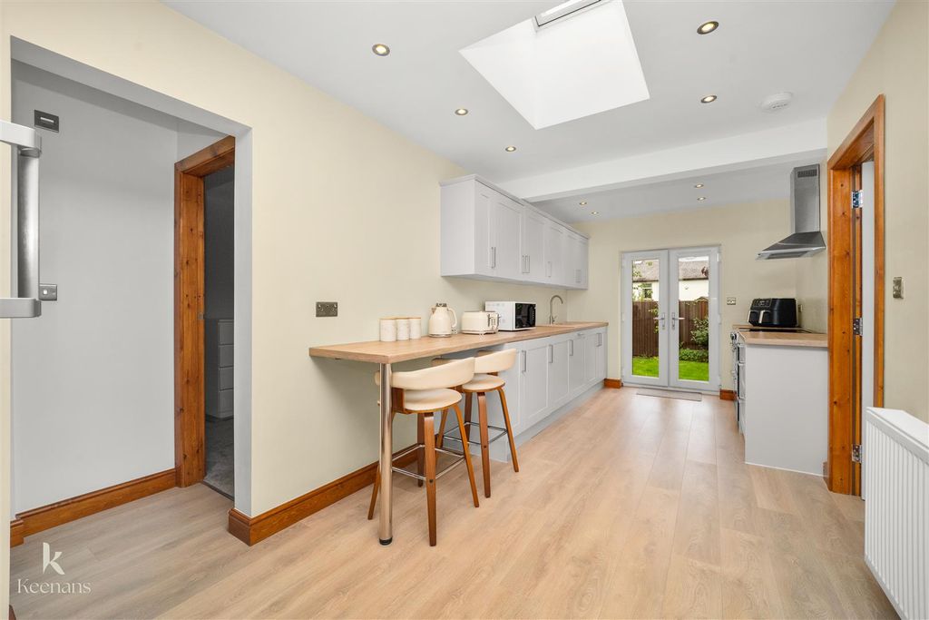 Property photo 3 of 31 3.Jpg