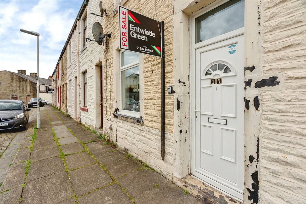 Property photo 2 of 14 Picture No. 10