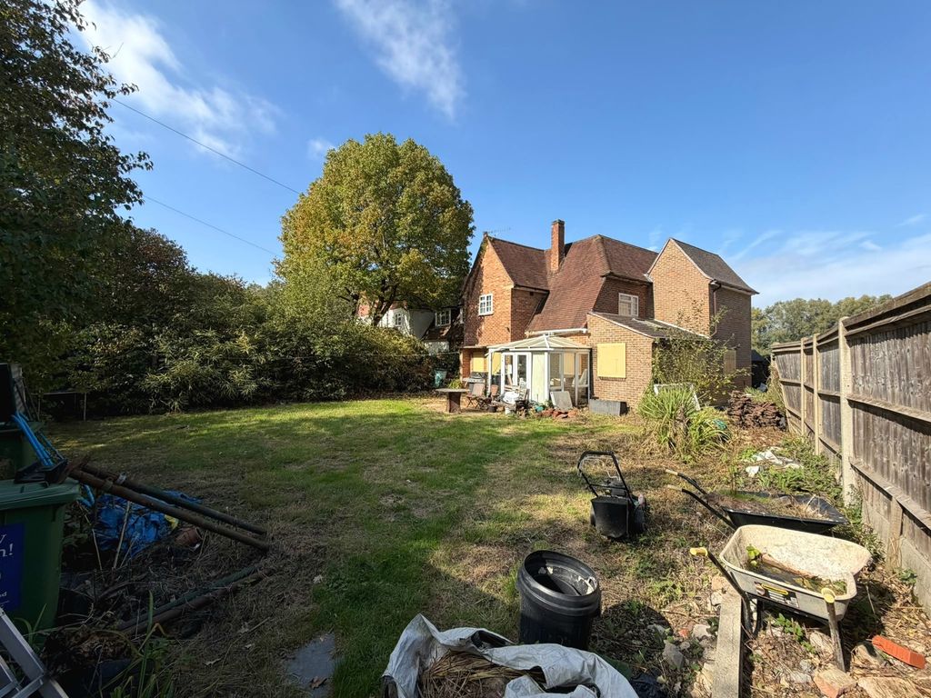 Property photo 1 of 27 Garden