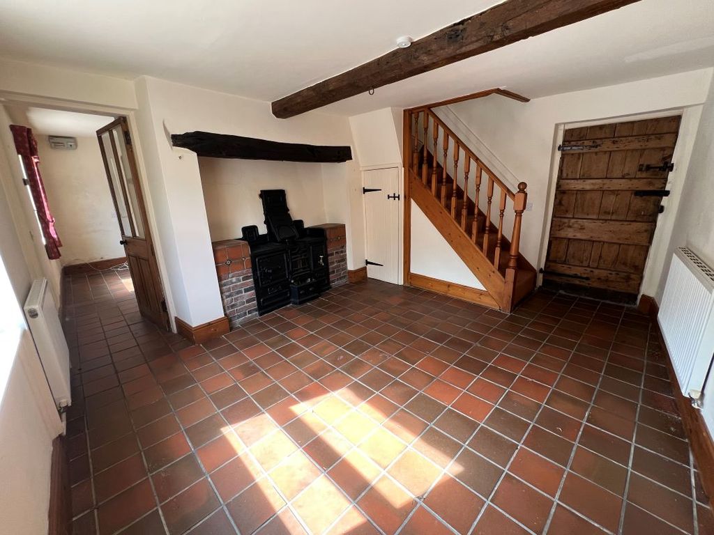 Property photo 2 of 13