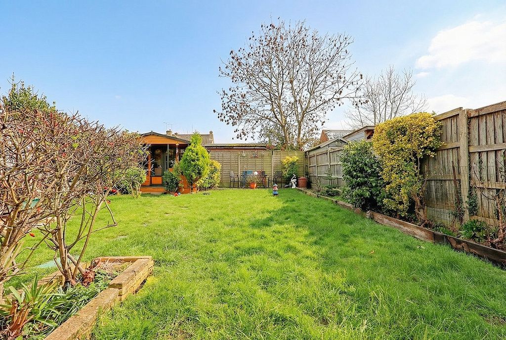 Property photo 3 of 19