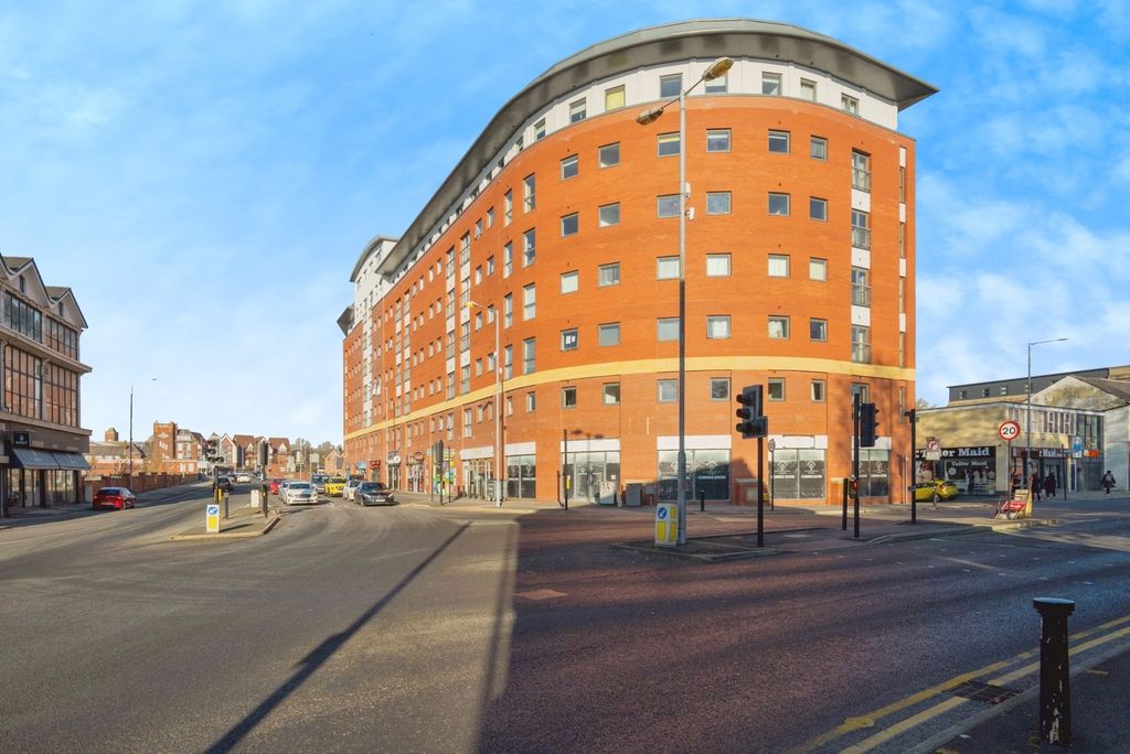 Property photo 1 of 20 Pbox-Img.Jpg