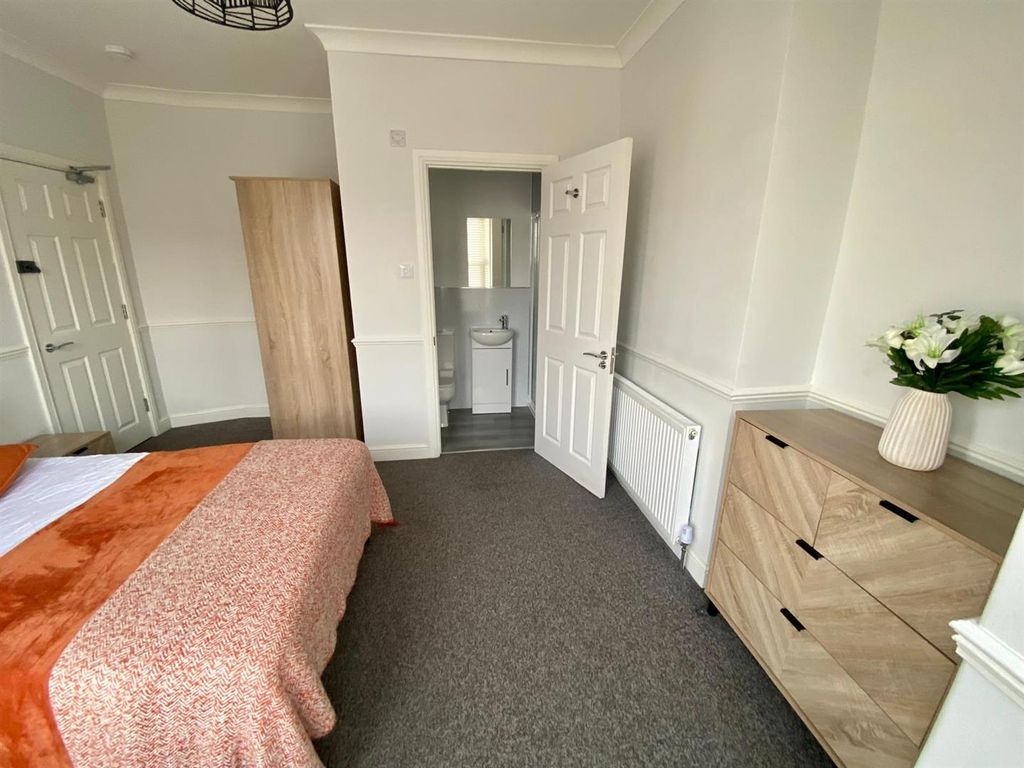 Property photo 1 of 12 Photo-2026-03-21-11-44-16 (4).Jpg