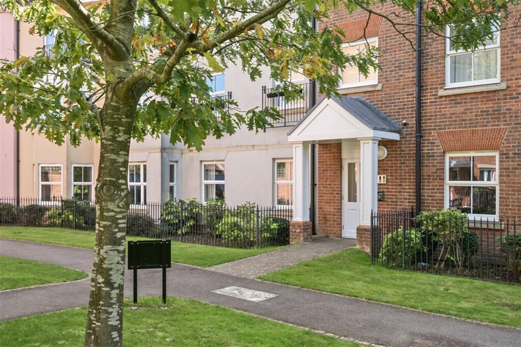 Property photo 1 of 13 (Main)