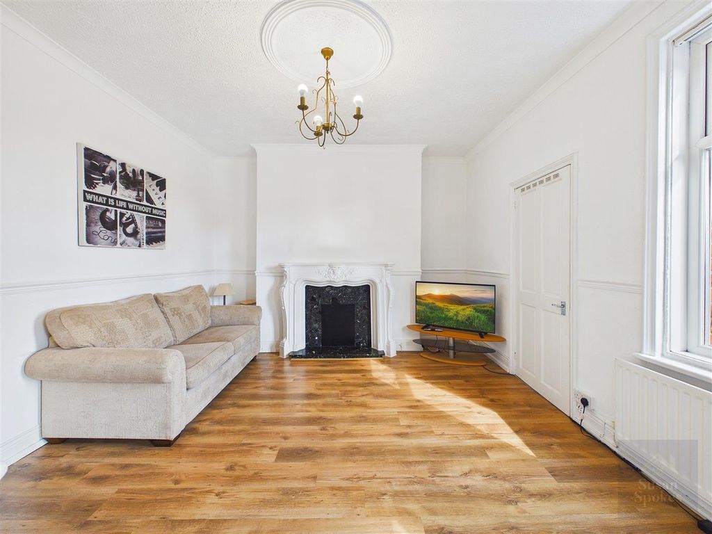 Property photo 3 of 17 Cam01858G0-Pr0308-Still018.Jpg