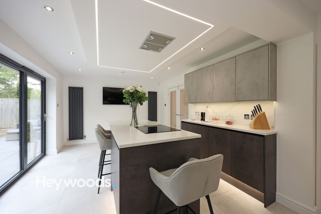 Property photo 3 of 48 0F1A8979