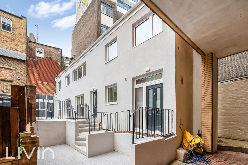 Property photo 1 of 10 1